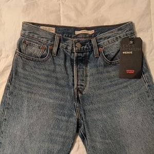 NWT Levi's Wedgie High-waisted jean